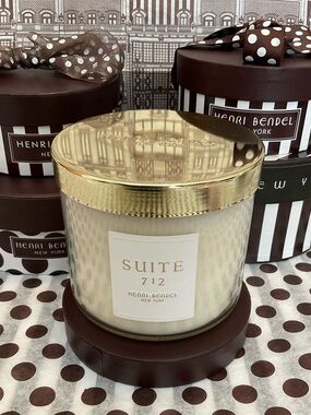 Henri Bendel SUITE 712 Candle 14.5oz Modern Clear Glass
